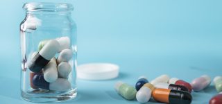 Firmy farmaceutyczne inwestują w sztuczną inteligencje aby szybko wymyślać nowe leki